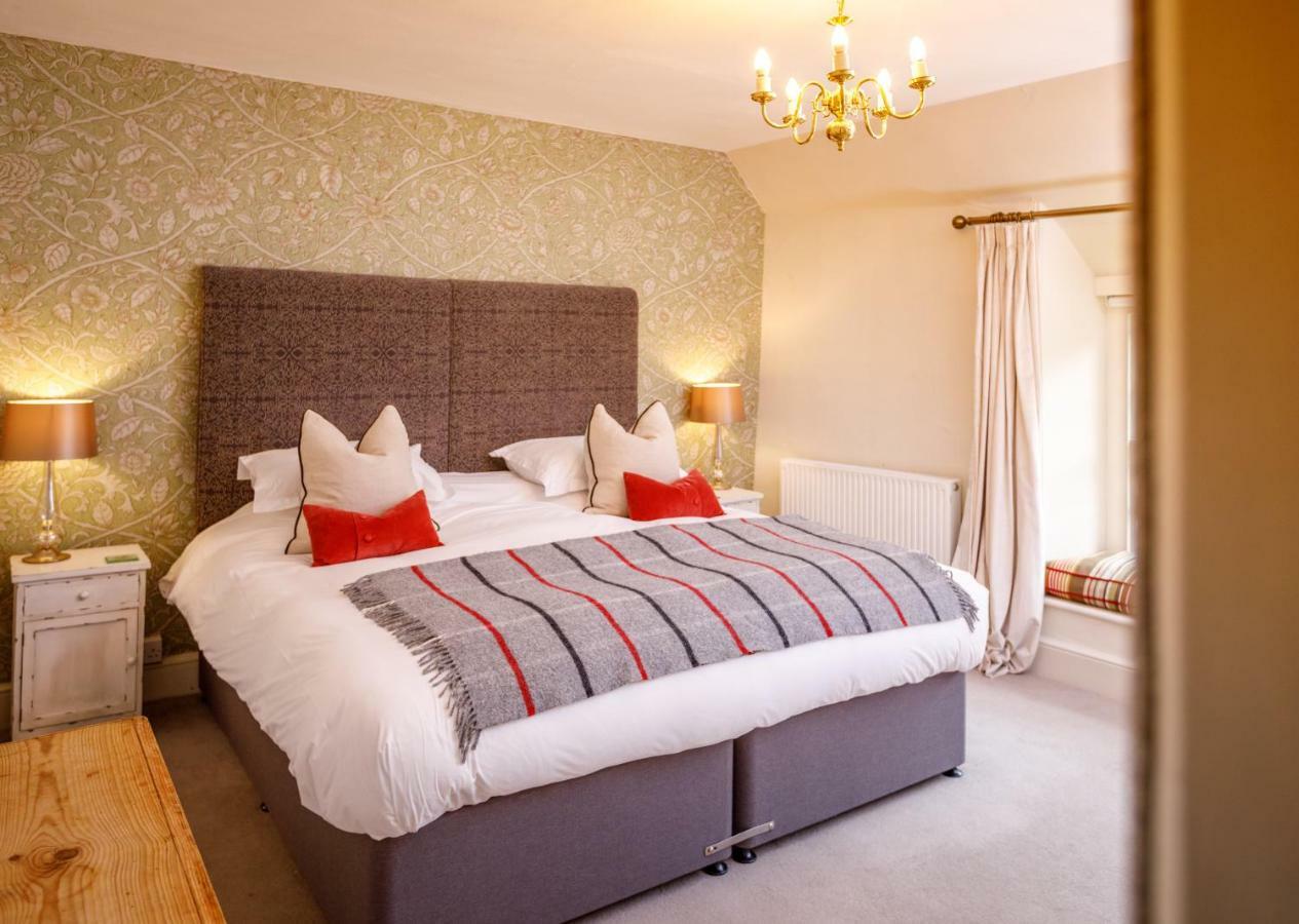 Trewornan Manor Bed & Breakfast Wadebridge Luaran gambar